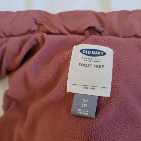 Kids Old Navy Winter Vest - Picture 3 of 3